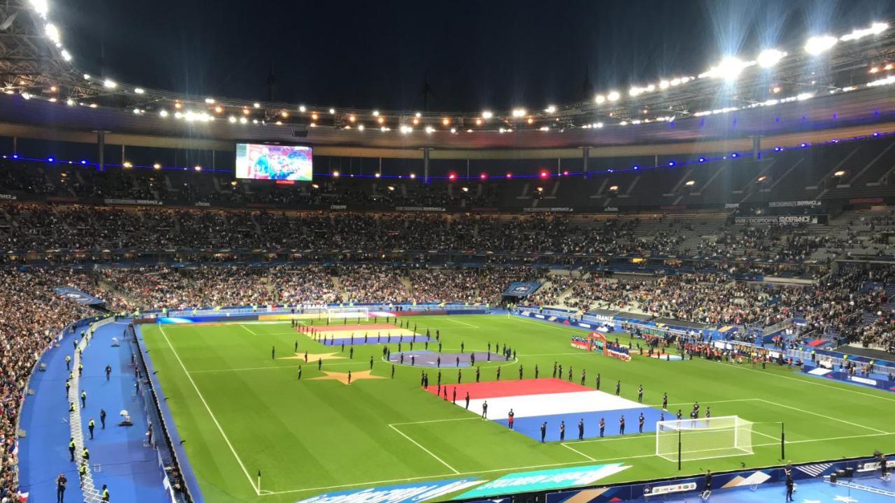 Charmant Logement Aux Portes De Paris - Stade De France - 12 Min A Pied 생드니 외부 사진